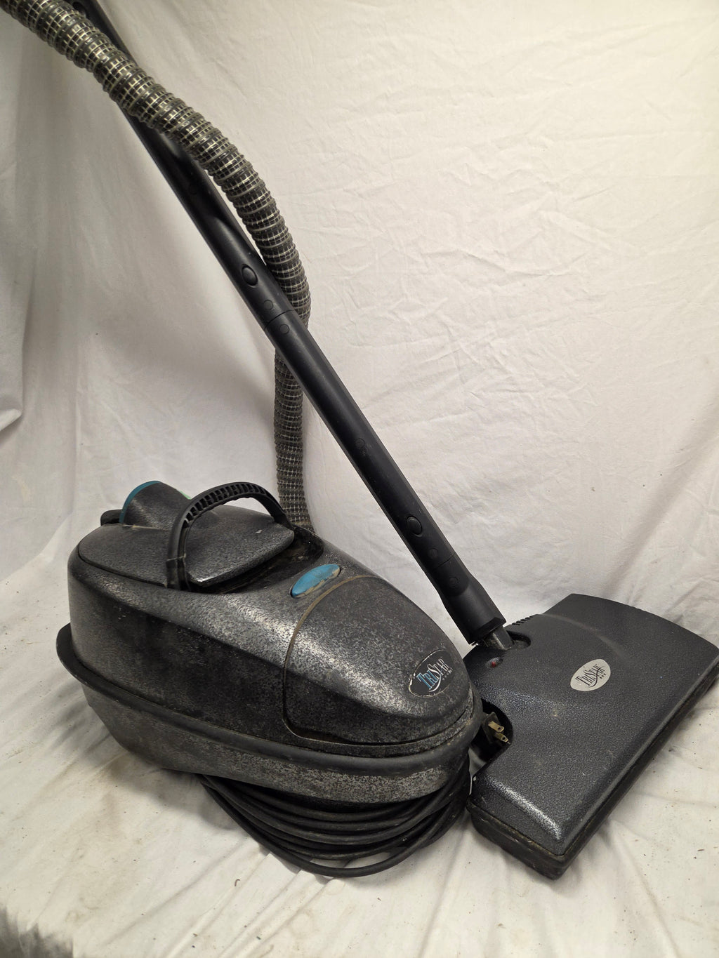 Tri Star Vacuum