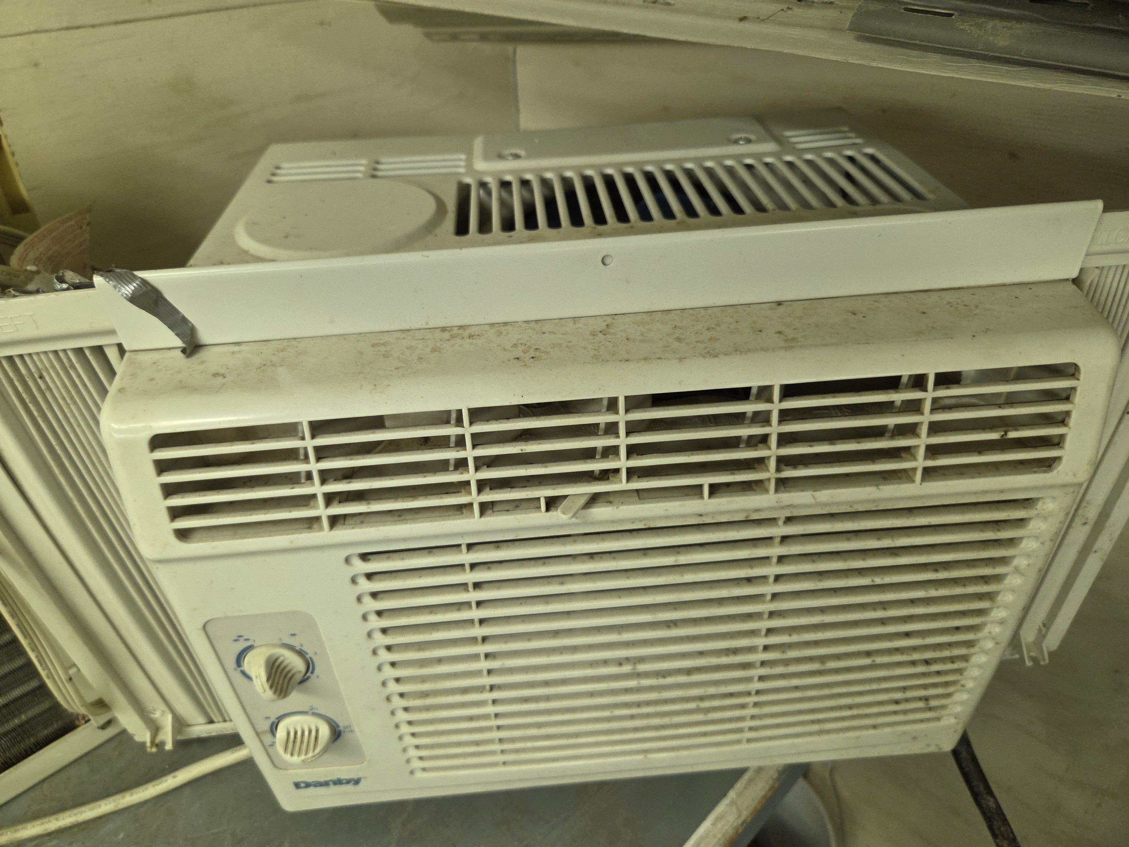 Air Conditioner