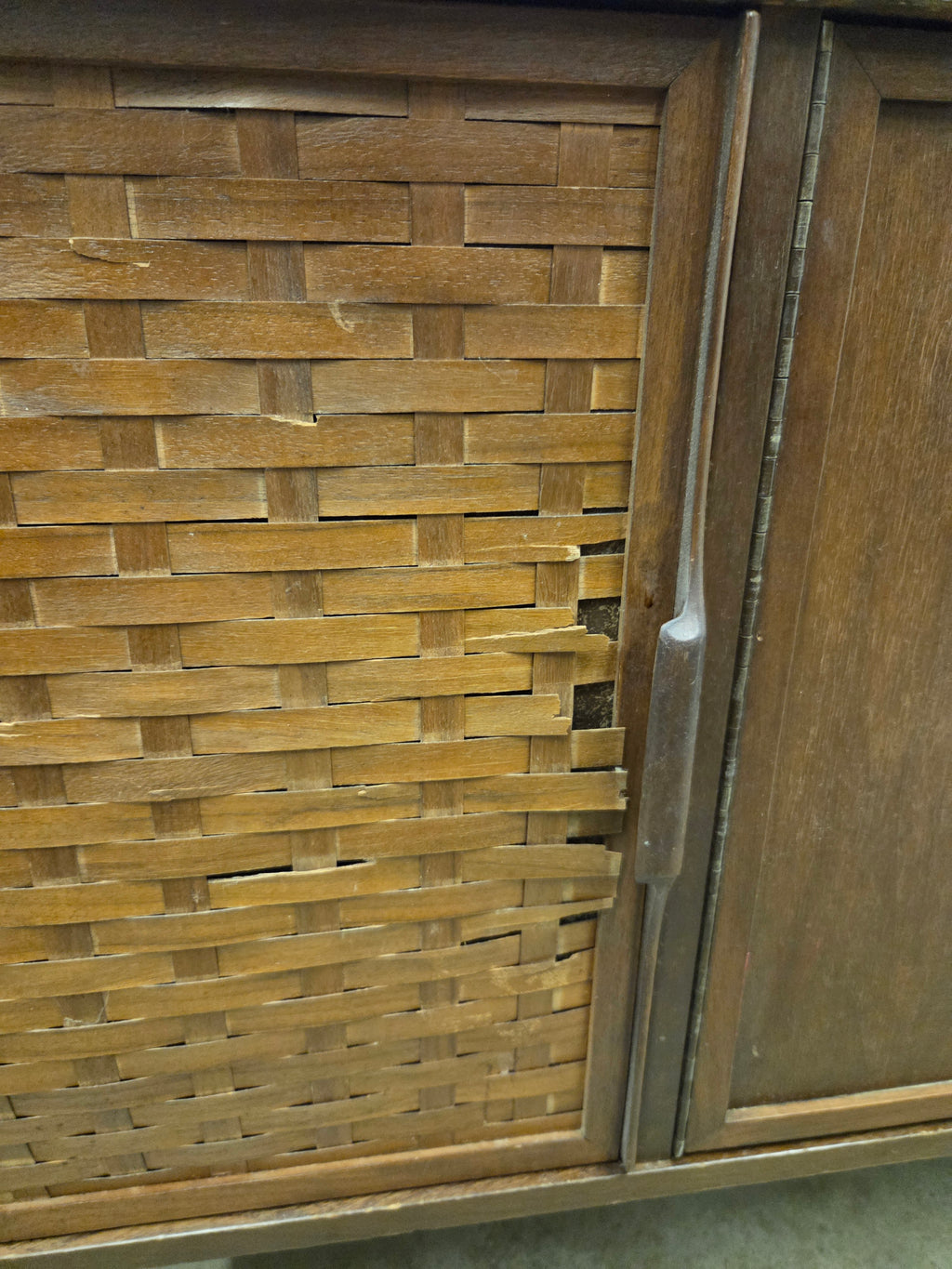 Credenza