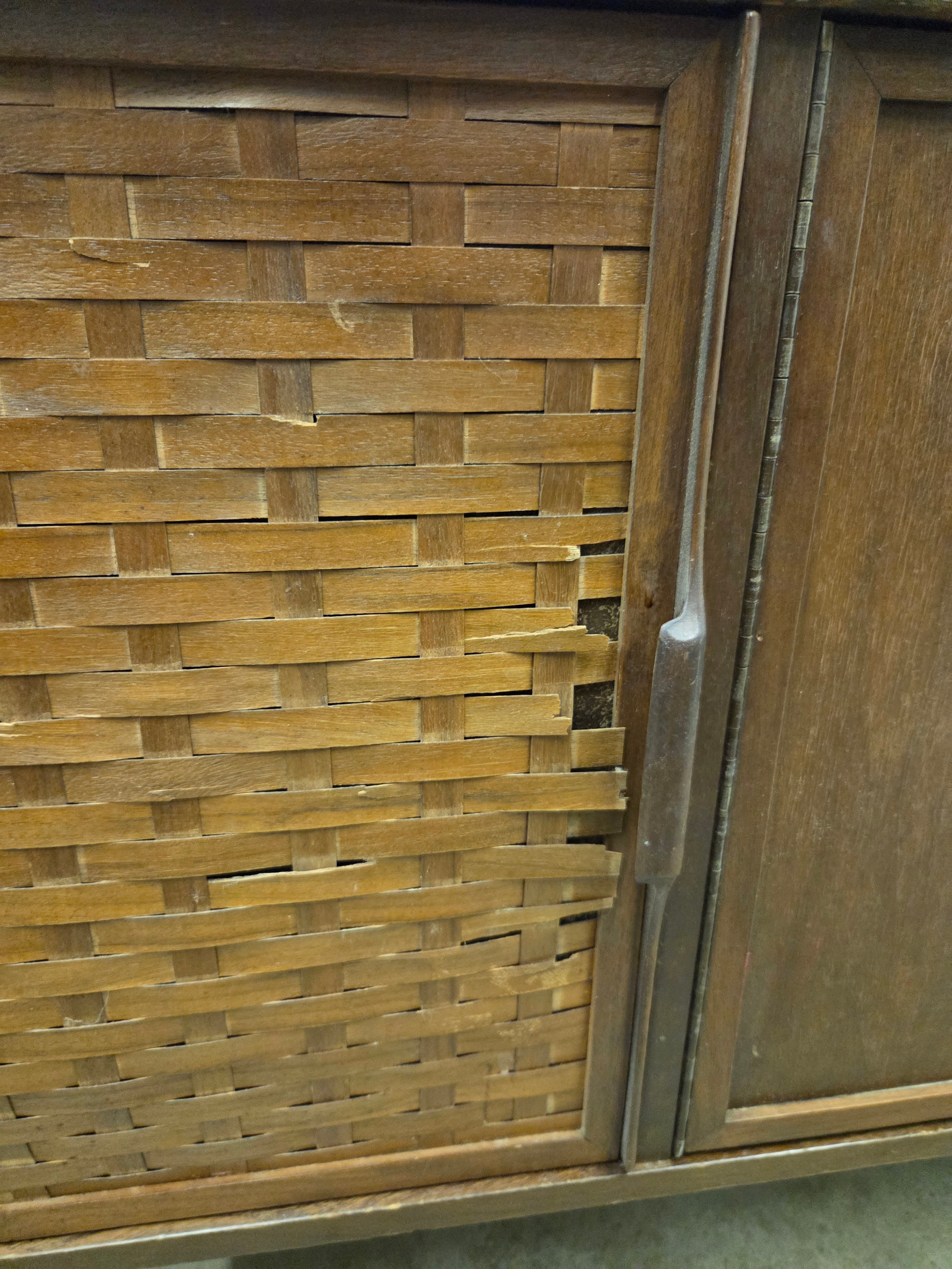 Credenza