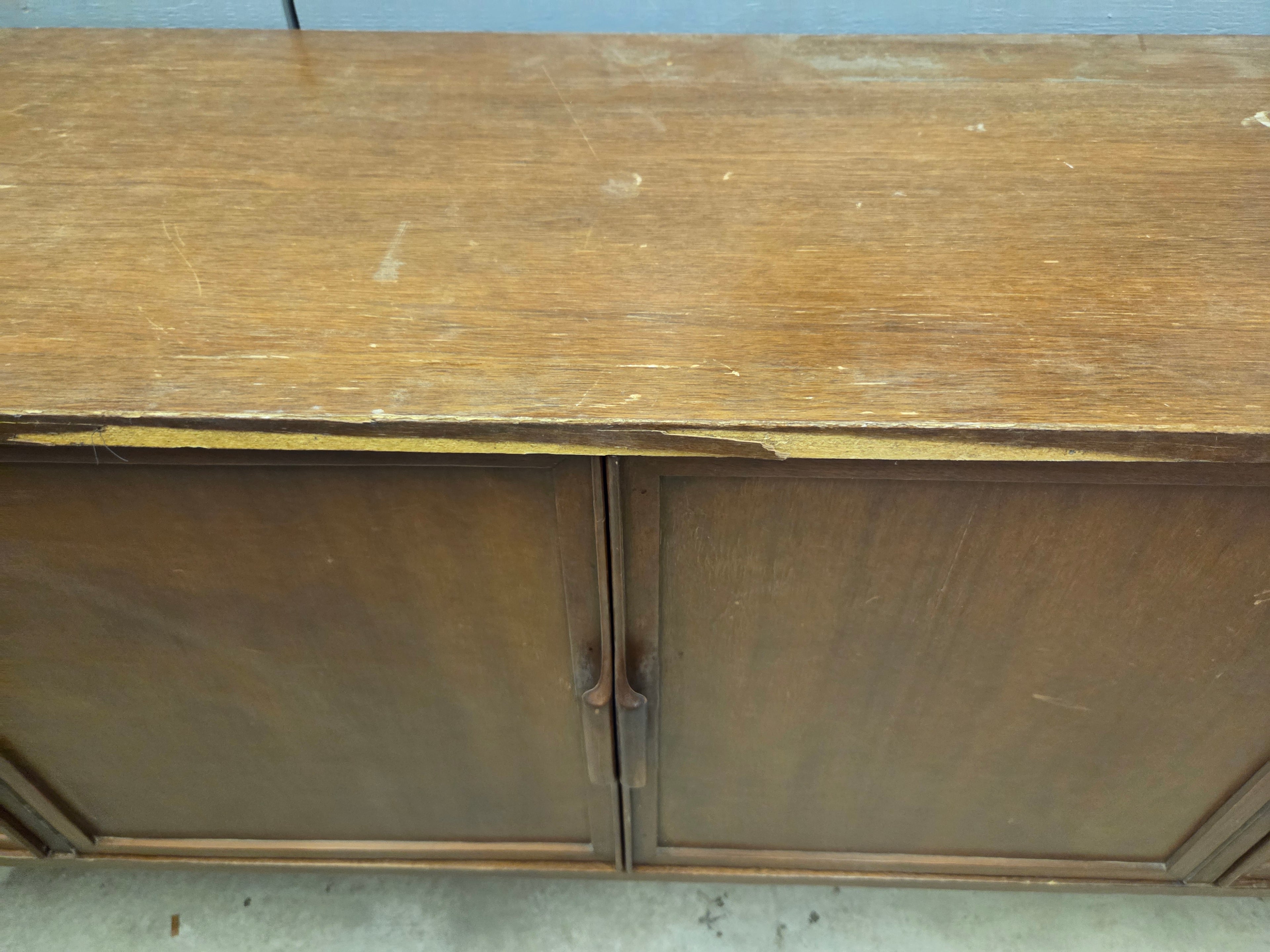 Credenza