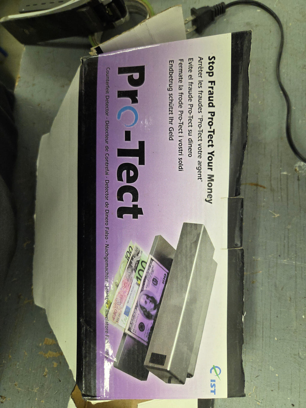 Pro-Tect counterfeit money detector