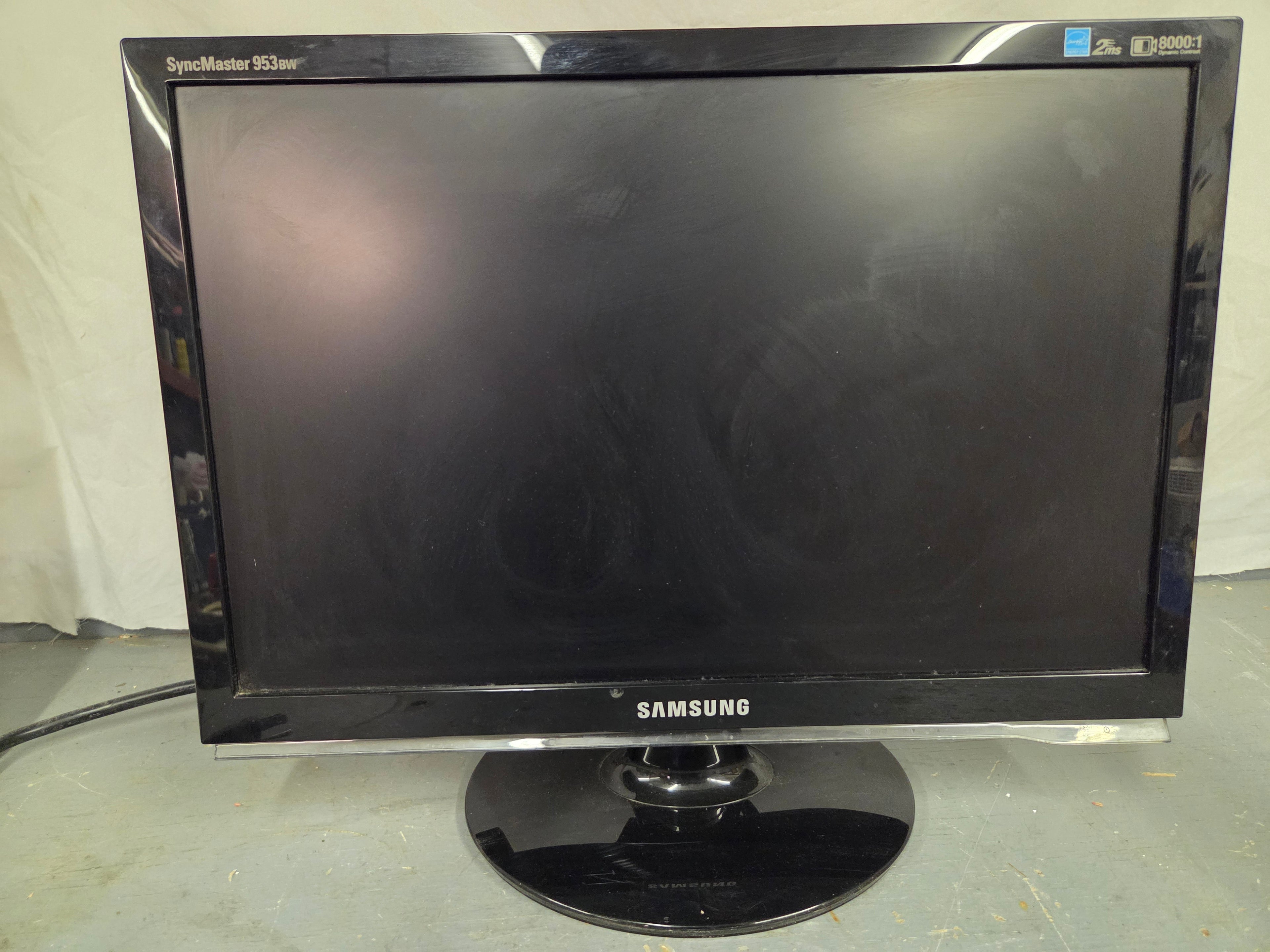 Samsung LCD Monitor