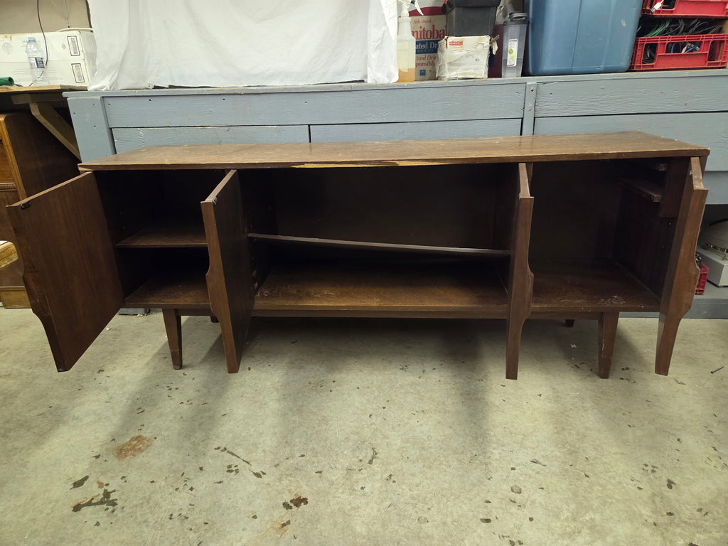 Credenza