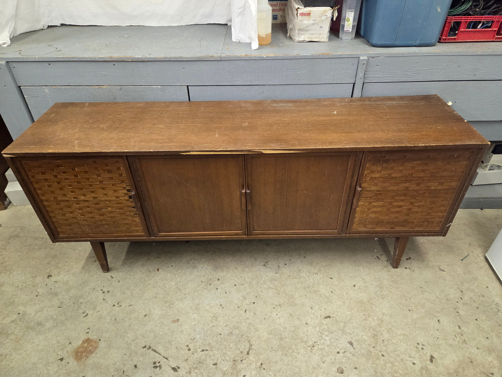 Credenza